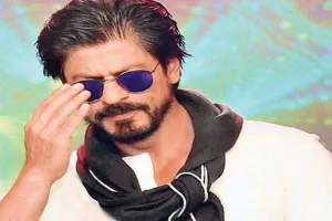 Pathan Teaser: फिल्म ‘पठान’ का टीजर रिलीज होते ही फैंस ने किया कमेंट्स कहा- कहां गायब हो डियर, फिल्मों में आते रहो, खबरों में नहीं