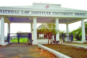 यौन उत्पीड़न के आरोपों पर एनएलआईयू के प्रोफेसर ने दिया इस्तीफा