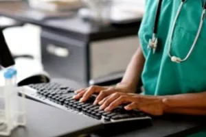 यूक्रेन से लौटे मेडिकल छात्रों को राहत, स्क्रीनिंग टेस्ट पास करने पर भारत में कर सकेंगे इंटर्नशिप