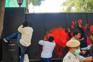 केजरीवाल आवास तोड़फोड़ मामला: दिल्ली पुलिस ने आठ लोगों को किया गिरफ्तार
