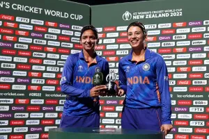 ICC Women’s World Cup : स्मृति मंधाना ने जीता दिल, हरमनप्रीत कौर के साथ शेयर किया ‘प्लेयर ऑफ द मैच’ का खिताब