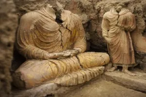 चीन से निवेश पाने के लिए अब तालिबान बुद्ध की प्रतिमाओं का कर रहा संरक्षण