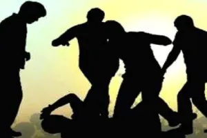 यूपी चुनाव 2022: चुनावी रंजिश को लेकर दलित बस्ती में मारपीट