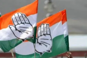 अनुशासनहीनता के आरोप में छह साल के लिए जीशान हैदर कांग्रेस से निष्कासित