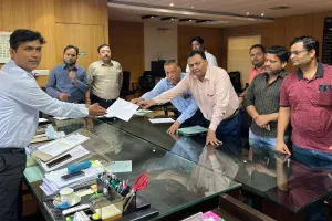 लखनऊ: मंडी परिषद के निदेशक से मिले व्यापारी, मैनुअल व ऑनलाइन दोनों व्यवस्थाओं को जारी रखने की उठाई मांग