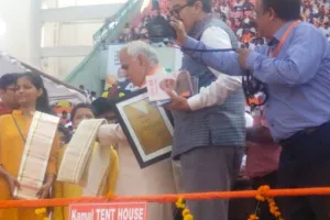 उन्नाव: नन्हें कलाकारों ने बढ़ाया जिले का गौरव, मुख्य सचिव ने किया सम्मानित