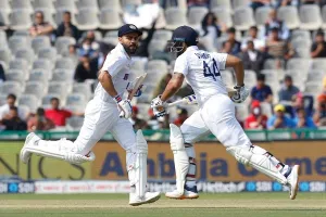 IND vs SL 1st Test : लंच तक भारत का स्कोर 109/2, विराट कोहली और हनुमा विहारी क्रीज पर मौजूद