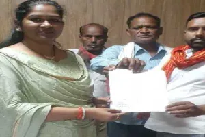 बाराबंकी: किसान चाहते हैं बने औद्योगिक गलियारा, एसडीएम को सौंपा ज्ञापन