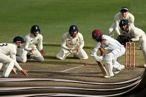 WI vs ENG : वेस्टइंडीज के कप्तान क्रेग ब्रेथवेट ने इंग्लैंड की उम्मीदों पर फेरा पानी, दूसरा टेस्ट ड्रा