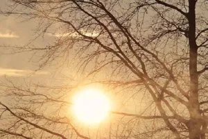 वाराणसी: बीता 24 घंटा रहा सीजन का सबसे गर्म दिन, अधिकतम तापमान रहा 31.5 डिग्री सेल्सियस