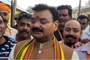 पीलीभीत: संजय गंगवार बोले- छोटे पप्पू को दिख गई हकीकत, समर्थकों ने लगाए वरुण गांधी मुर्दाबाद के नारे