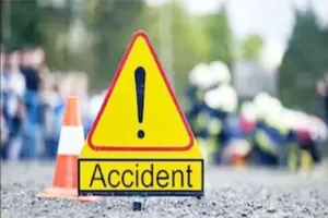 भागलपुर में दो ट्रकों की टक्कर में 2 लोगों की मौत, एक घायल