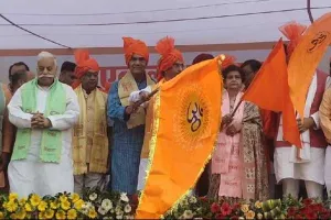 डॉ. दिनेश शर्मा ने भगवा यात्रा का किया शुभारंभ, कहा- कश्मीर के विस्थापित जल्द हों पुर्नस्थापित