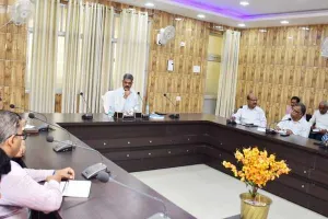 सभी हॉस्टल में अनिवार्य रूप से होगा मेस का संचालन: कुलपति