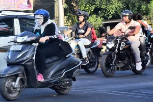 मुरादाबाद : अगले दो दिनों में 43 पार पहुंचेगा तापमान, लू के थपेड़ों से बेहाल लोग