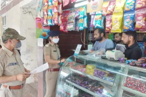 बरेली: चेकिंग के डर से जंक्शन पर आधा दर्जन स्टाल गायब