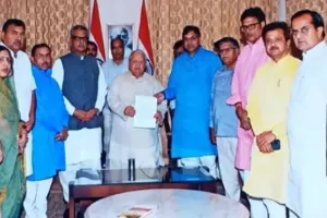 करौली हिंसा: पूनिया के नेतृत्व में भाजपा प्रतिनिधिमंडल ने राज्यपाल को सौंपा ज्ञापन 