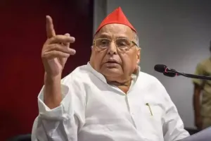 बरेली: आजम को रिहा कराने को प्रधानमंत्री से बात करें मुलायम- मौलाना शहाबुद्दीन