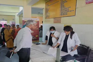 अयोध्या: सुरक्षित मातृत्व अभियान के तहत सीएचसी पर गर्भवती महिलाओं को दी गई सलाह