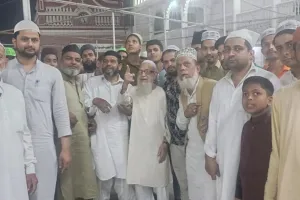 रामुपर:  मुकद्दस रमजान का नजर आया चांद, एक-दूसरे को दी मुबारकबाद