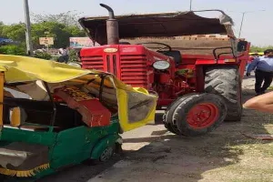 कानपुर देहात: पुखरायां के पटेल चौक पर हुआ भीषण सड़क हादसा, तीन की मौत, मचा कोहराम