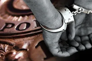 जौनपुर: पुलिस मुठभेड़ में तीन शातिर लुटेरे गिरफ्तार, आरोपियों पर पहले से कई मुकदमे दर्ज