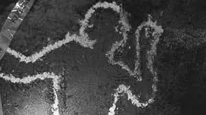 हल्द्वानी: ईसाई नगर के जंगल में मिला अर्द्धनग्न शव, शव के पास मिली शराब की बोतल