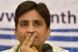 HC से कुमार विश्वास ने उनके खिलाफ दर्ज प्राथमिकी को रद्द करने का किया अनुरोध 