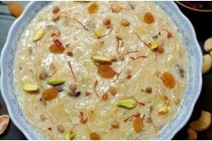 ईद के मौके पर मुख्तलिफ तरीकों से बनाएं शीर खुरमा, जानें रेसिपी