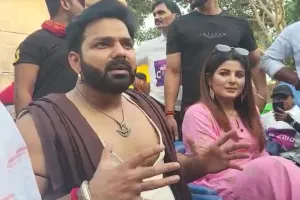 Bhojpuri Cinema: शुरू हुई पवन सिंह और स्मृति सिन्हा की फिल्म ‘हर हर गंगे’ की शूटिंग