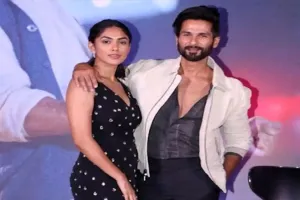 ‘जर्सी’ में शाहिद कपूर के साथ काम कर बेहद खुश हैं मृणाल ठाकुर, एक्ट्रेस ने शेयर किया एक्सपीरियंस