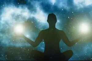 शास्त्र ने धर्म के तत्त्व को लोकजीवन के गहन संपर्क से प्राप्त किया और निरंतर प्राप्त करता रहा है!