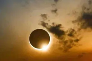 हल्द्वानी: कल शनि अमावस्या पर लगेगा साल का पहला सूर्य ग्रहण