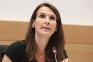 बेल्जियम: बीमार पति की मदद के लिए सोफी विल्म्स ने लिया बड़ा फैसला, विदेश मंत्री पद से दिया इस्तीफा