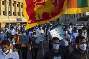 Sri Lanka Crisis:श्रीलंका के रामबुकाना में प्रदर्शनकारी की मौत,  तीन शीर्ष अधिकारियों के किए तबादले