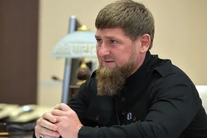 Russia Ukraine War: रमजान कादिरोव का दावा, मारियुपोल में एक हजार से अधिक यूक्रेनी नौसैनिकों ने किया आत्मसमर्पण