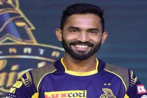 IPL 2022 : रॉयल चैलेंजर्स बेंगलुरु को जीत दिलाने के बाद दिनेश कार्तिक बोले, अपने साथ न्याय करने का प्रयास कर रहा हूं