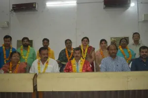 अयोध्या: नगर निगम बोर्ड की बैठक में चुने गए 6 कार्यकारिणी सदस्य, महापौर ने किया स्वागत