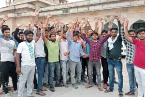 कानपुर: सीएसए में डीन का घेराव कर छात्रों ने किया हंगामा, जानें वजह