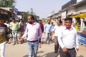 बहराइच: बिजली विभाग ने 10 बकायेदारों का काटा कनेक्शन, पांच का बढ़ाया भार