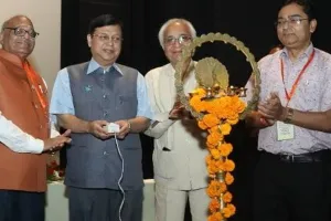 केजीएमयू के रेस्पिरेटरी मेडिसिन ‌विभाग का 75वां स्थापना दिवस मनाने पहुंचे पूर्व चिकित्सक व छात्र