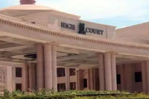 लखनऊ: आवारा कुत्तों से मासूम की मौत का उच्च न्यायालय ने लिया स्वत: संज्ञान