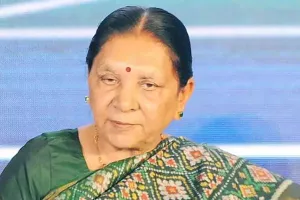 राज्यपाल आनंदी बेन पटेल का बड़ा फैसला: यूपी के विश्वविद्यालयों में लागू होगी बायोमीट्रिक अटेंडेंस प्रणाली