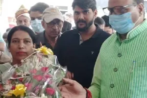 लखनऊ: नर्सिंग स्टाफ एसोसिएशन के पदाधिकारियों ने उप मुख्यमंत्री से की मुलाकात, सौंपा मांग पत्र