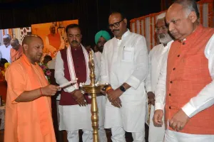 भारत के लोकतंत्र की जीती-जागती मिसाल थे लालजी टंडन : सीएम योगी