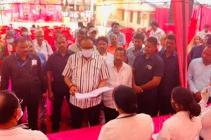 बाराबंकी: निंदूरा स्वास्थ्य मेले का उप मुख्यमंत्री ब्रजेश पाठक ने किया औचक निरीक्षण