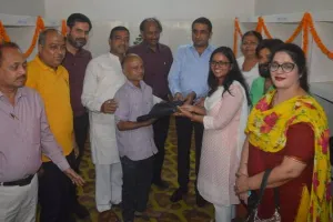 अयोध्या: नेकी के भंडार से होगा गरीबों का उद्धार, नगर निगम व कुछ पल फाउंडेशन ने संयुक्त रूप से कराया भंडार कक्ष का शुभारंभ