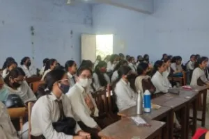 हल्द्वानी: महिला महाविद्यालय की छात्राओं ने Extempore competition में बेबाकी से रखे विचार