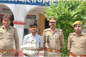 अयोध्या: बिहार से आकर लूटपाट करने वाला चोरी की बाइक व गांजा के साथ गिरफ्तार, साथी फरार