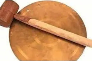 अयोध्या: परिषदीय स्कूलों में अब ढाई किलो का घंटा अनिवार्य, टाइम-टेबल के हिसाब से होगी पढ़ाई